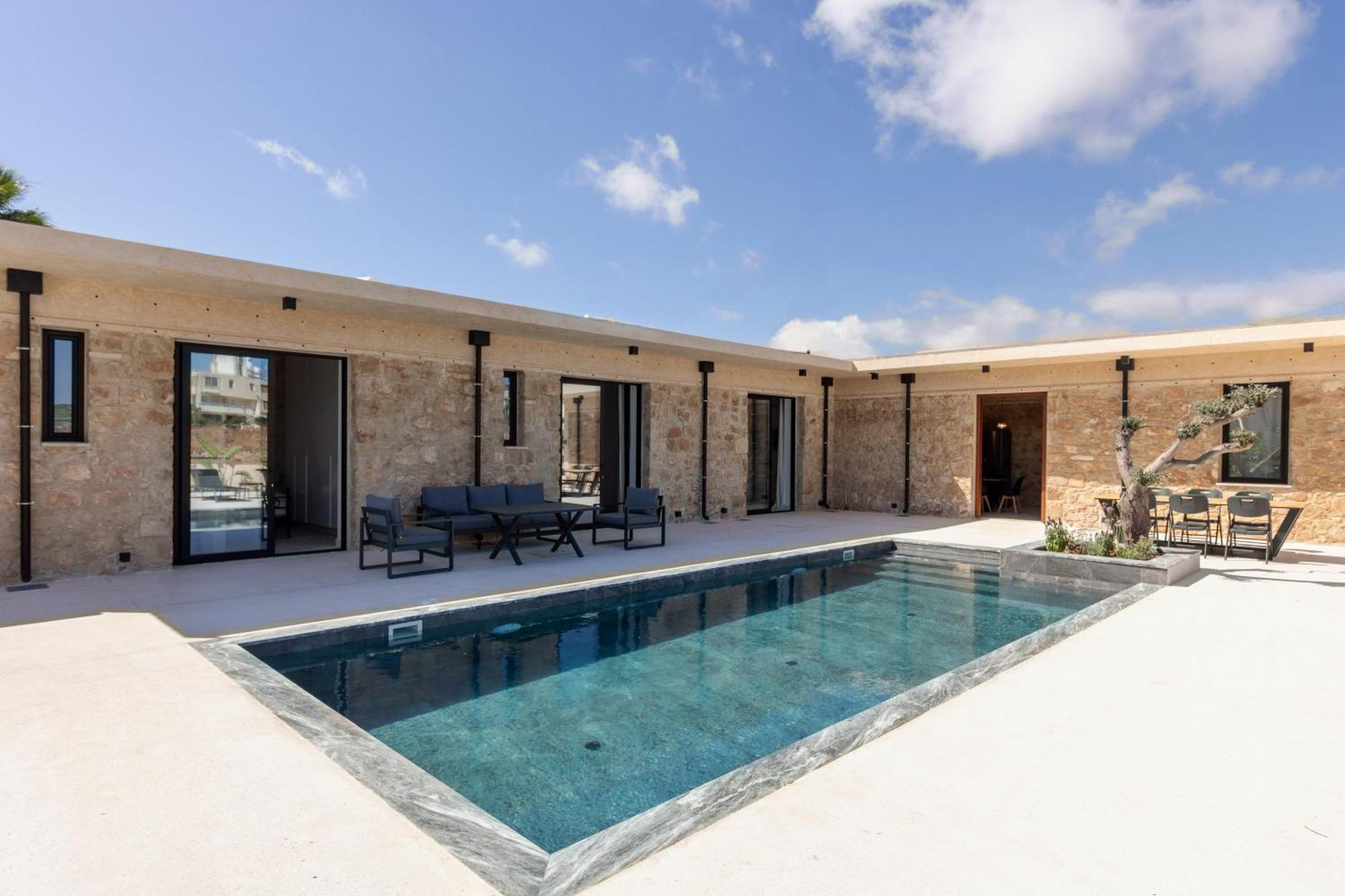 Phaedrus Living Olive Grove Luxury *